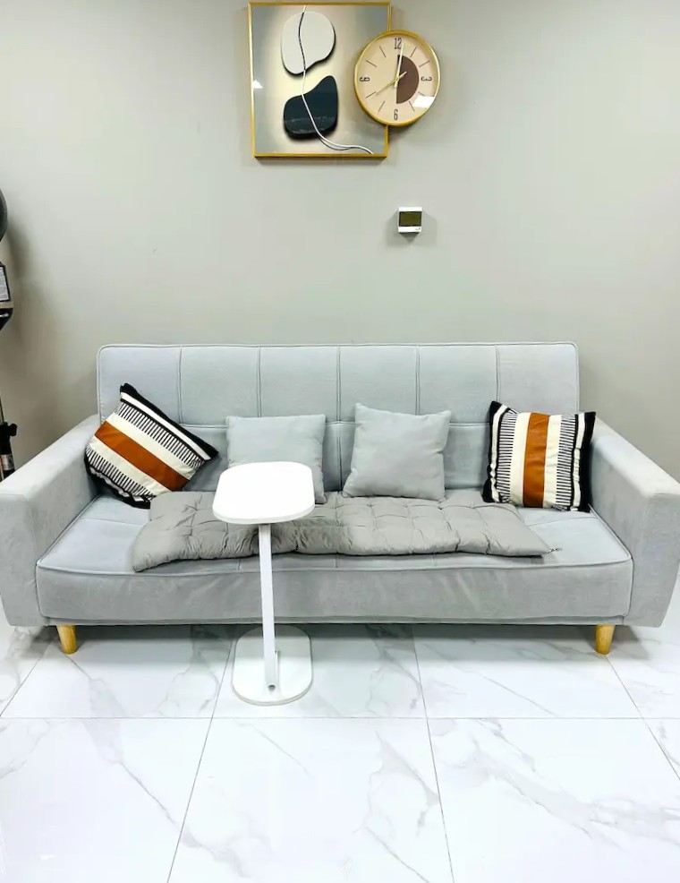 Package service mobile placeholder 3